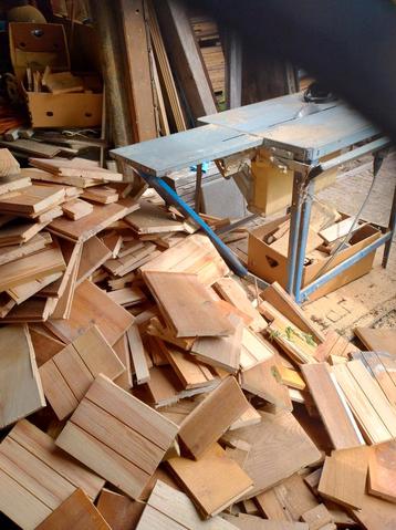Ongeveer 3 kuub op maat gezagen kachel hout  beschikbaar voor biedingen
