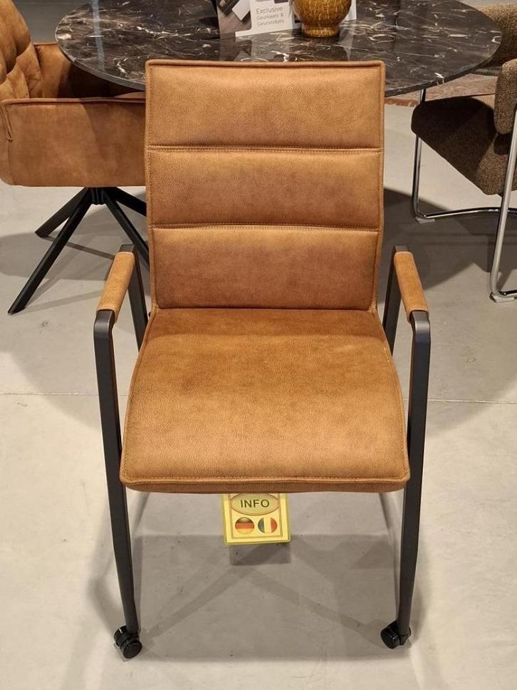 Showroom uitverkoop - MX sofa Eetkamerstoel Tyrza - Cognac, Huis en Inrichting, Stoelen, Nieuw, Eén, Metaal, Stof, Bruin, Ophalen