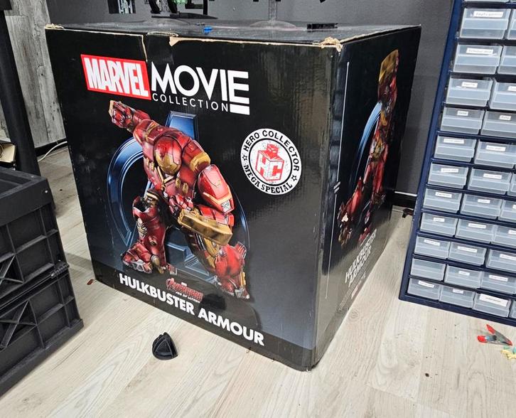 Marvel Movie Collection; Hulkbuster Mega Figuur, Verzamelen, Beelden en Beeldjes, Nieuw, Fantasy, Ophalen of Verzenden