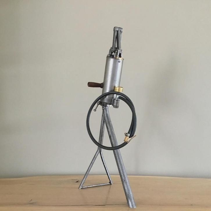 Bandenpomp L. Vivien, Antiek en Kunst, Antiek | Overige Antiek, Ophalen of Verzenden