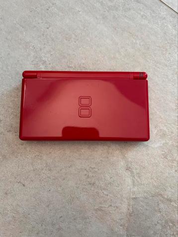 Nintendo Ds Lite rood beschikbaar voor biedingen