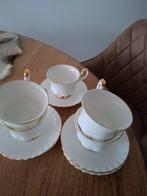Royal albert 5 kop en schotels wit/goud vale d'or, Antiek en Kunst, Antiek | Servies los, Ophalen
