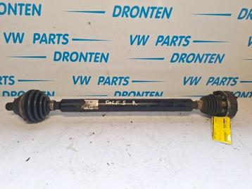 Aandrijfas rechts-voor van een Volkswagen Golf beschikbaar voor biedingen