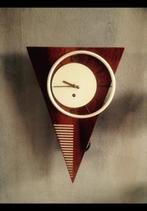 Vintage Driehoek Wandklok 50s, Ophalen of Verzenden