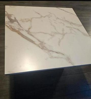 Salontafel met marmerlook beschikbaar voor biedingen
