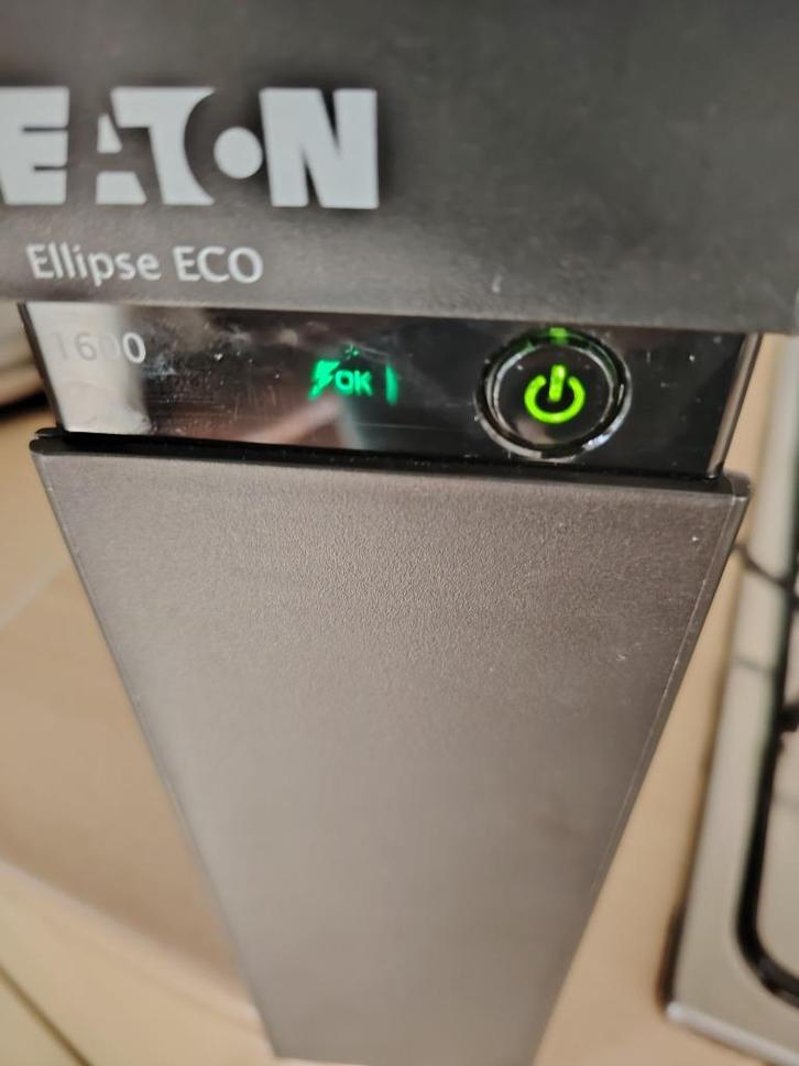 Eaton ellipse eco 1600 USB DIN, Computers en Software, Noodvoedingen (UPS), Zo goed als nieuw, Ophalen