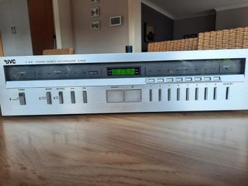 JVC T-40P tuner defect. beschikbaar voor biedingen