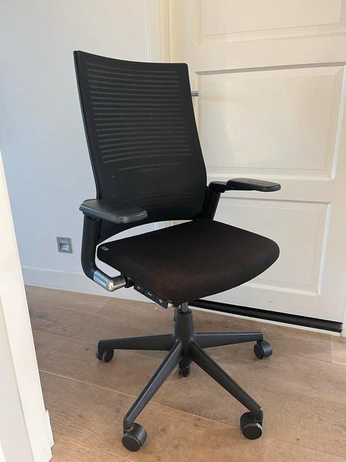 Zwarte Ergonomische Bureaustoel - Zo Goed Als Nieuw, Huis en Inrichting, Bureaustoelen, Gebruikt, Bureaustoel, Zwart, Ergonomisch