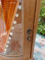 2 antieke vitrine hoekkastjes, Antiek en Kunst, Ophalen