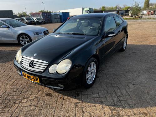 Mercedes-Benz C-klasse Sportcoupé 200 CDI Amice, Auto's, Mercedes-Benz, Bedrijf, Te koop, C-Klasse, ABS, Airbags, Airconditioning