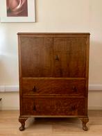 Antiek eikenhouten kastje met bijzondere sluiting, Antiek en Kunst, Antiek | Meubels | Kasten, Ophalen