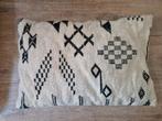 Handgemaakte kussenhoes uit Marokko 54 x 36, Ophalen of Verzenden, Zo goed als nieuw, Bruin, Vierkant