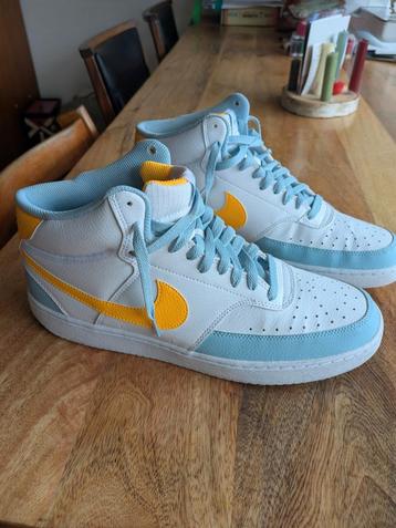 Nike Court Vision Mid beschikbaar voor biedingen