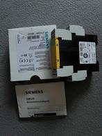 Siemens Sirius SaftyRelay 3TK2821-2CB30, Verzenden, Zo goed als nieuw, Overige typen