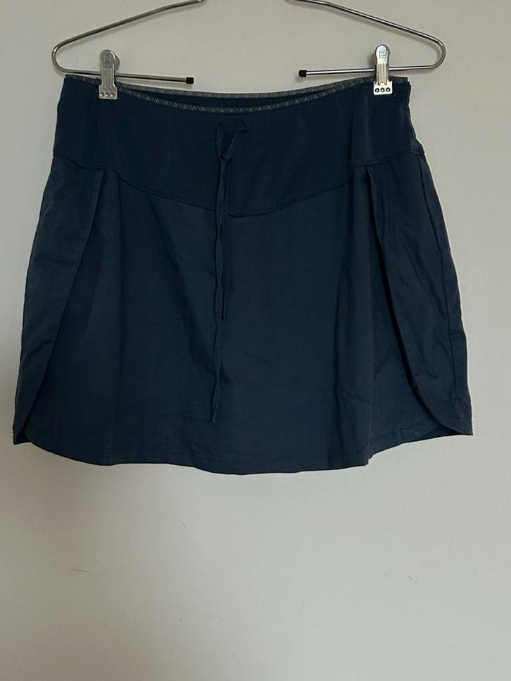 Quechua Rokje heeft broekje M, Kleding | Dames, Rokken, Zo goed als nieuw, Maat 38/40 (M), Blauw, Boven de knie, Ophalen