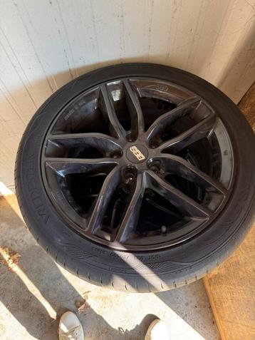 Nieuwe velgen met band mercedes bmw 225/45 zr 17 beschikbaar voor biedingen
