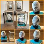 Vier kunstig handbeschilderde Chinese eieren, Ophalen