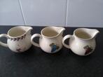 Van Cleef Clayre en Eef  3 melkkannetjes  en kussenhoed, Ophalen of Verzenden, Glas, Overige stijlen