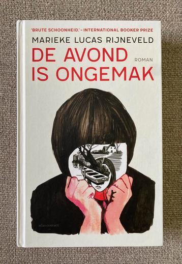 Marieke Lucas Rijneveld - De avond is ongemak beschikbaar voor biedingen