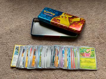 Pokémon TCG bluk setje in Pikachu blikje 70 kaarten beschikbaar voor biedingen
