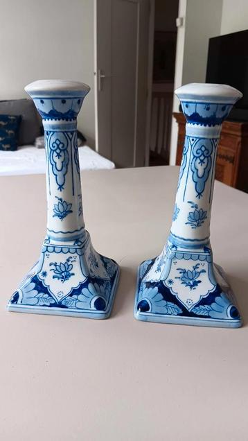 2 delftsblauwe kandelaars  beschikbaar voor biedingen