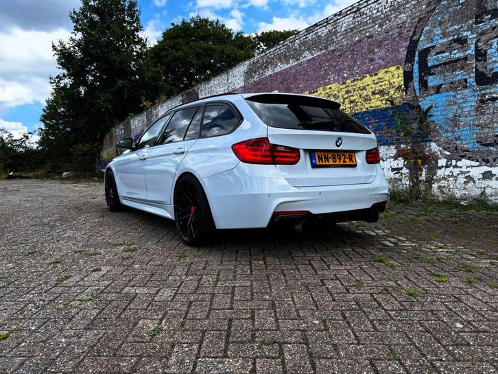 BMW F31 335I Touring AUT 2014 SUZUKA GRAU! Headup|Pano|Leer, Auto's, BMW, Particulier, 3-Serie, ABS, Achteruitrijcamera, Adaptieve lichten