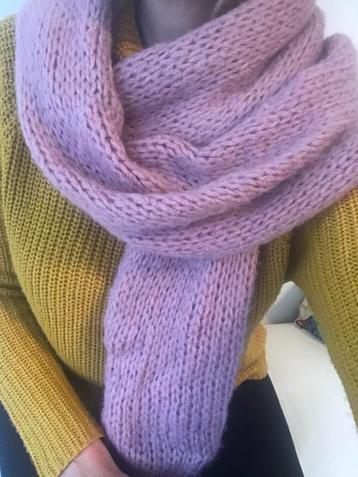 AGGEL roze grof gebreid dikke lange sjaal alpaka mohair beschikbaar voor biedingen