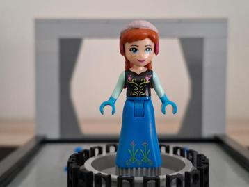 LEGO Disney Frozen - minifiguur - dp036 - Anna  beschikbaar voor biedingen