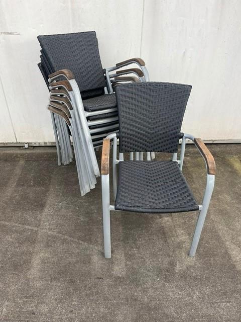 12 stuks nette horeca terras stoelen stapelbaar, Huis en Inrichting, Stoelen, Zo goed als nieuw, Vijf, Zes of meer stoelen, Hout