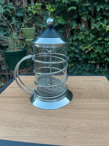 Koffiepers / cafetière beschikbaar voor biedingen
