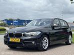 BMW 1-serie 118i Sport Line Edition cruise pdc automaat, 65 €/maand, Gebruikt, Zwart, Bedrijf