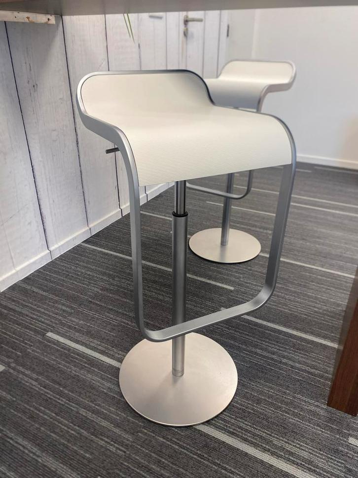 La Palma LEM barkrukken (set van 2), Huis en Inrichting, Barkrukken, Nieuw, 60 tot 90 cm, Metaal, 2 krukken, In hoogte verstelbaar