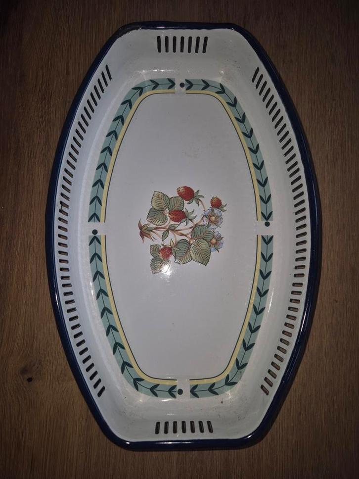 Villeroy & Boch Aardbeien Schaaltje, Antiek en Kunst, Antiek | Schalen, Ophalen of Verzenden