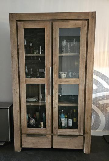 Vitrinekast Valvola Pronto Wonen - stevig hout beschikbaar voor biedingen