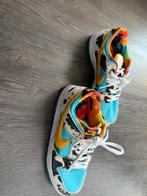 Nike SB Dunk Low Ben & Jerry's Chunky Dunky, Ophalen of Verzenden, Zo goed als nieuw, Overige kleuren, Sneakers of Gympen