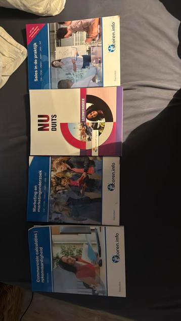 Marketing en marktonderzoek beschikbaar voor biedingen