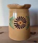 Grote Elzas pot of kan, aardewerk. Hoogte 20 cm., Overige kleuren, Aardewerk of Porselein, Ophalen of Verzenden, Zo goed als nieuw