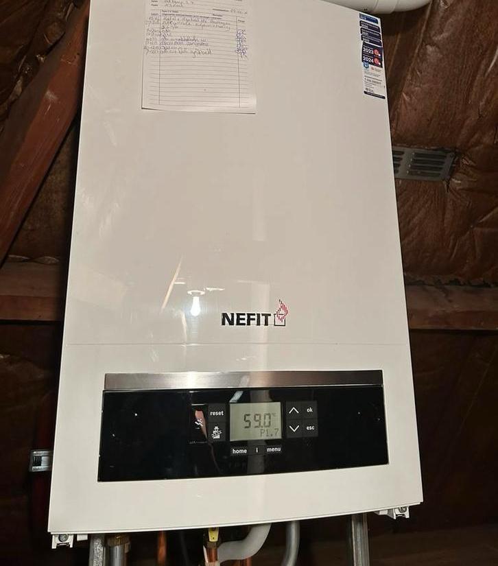 Nefit Trendline HRC25/CW4 2 stuks, Doe-het-zelf en Verbouw, Verwarming en Radiatoren, Gebruikt, Cv-ketel of Combi-ketel, 80 cm of meer