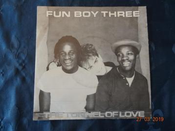 Fun boy three - Tunnel of love   (7") beschikbaar voor biedingen