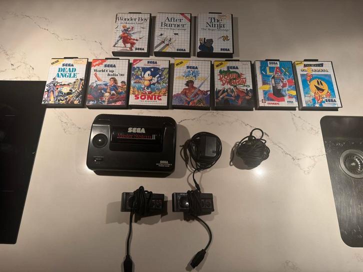 Sega Master System 2 (Defect) + Veel Spellen, Spelcomputers en Games, Games | Sega, Niet werkend, Master System, Overige genres