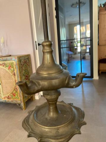 Antieke bronzen snuiter, decoratief en kunstzinnig.Art beschikbaar voor biedingen