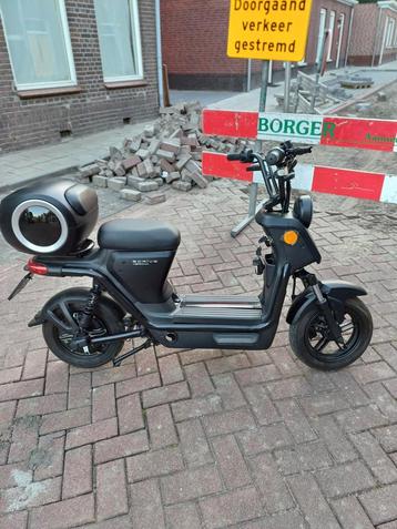 E Drive Verona.  beschikbaar voor biedingen