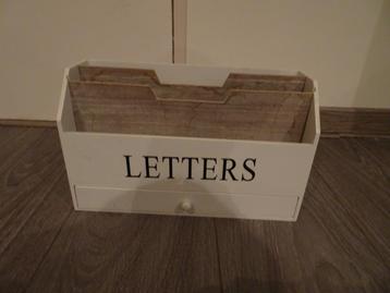 letterbox wit met hout R maison stijl beschikbaar voor biedingen