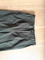 UNIQLO khakigroene groene broek bandplooi mt 40 CHCS, Maat 38/40 (M), Uniglo, Ophalen of Verzenden, Zo goed als nieuw