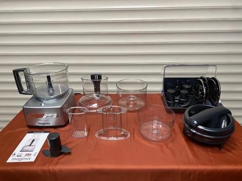 Magimix 3200XL zgan van 300 voor 160,- compleet, Witgoed en Apparatuur, Keukenmixers, Zo goed als nieuw, Ophalen