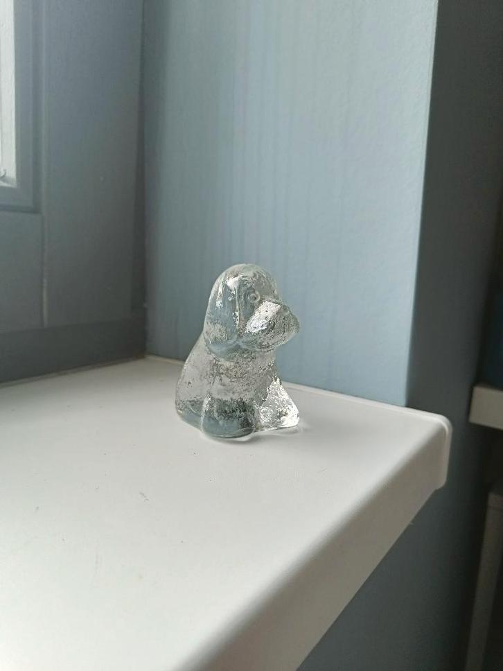 Kosta Boda hond beeld glaswerk scandinavisch, Verzamelen, Beelden en Beeldjes, Zo goed als nieuw, Dier, Ophalen of Verzenden