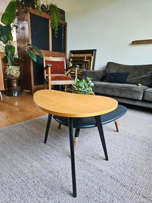 Salontafel VINTAGE organisch, Antiek en Kunst, Antiek | Meubels | Tafels, Ophalen