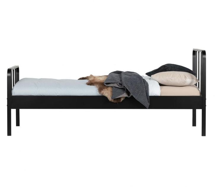 WOOOD Mees bed 90x200 cm + pocketvering matras + beddengoed, Kinderen en Baby's, Kinderkamer | Bedden, Zo goed als nieuw, 180 cm of meer