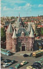 Amsterdam , het Waaggebouw met auto's / Bussen, Ophalen of Verzenden, 1960 tot 1980, Gelopen, Noord-Holland