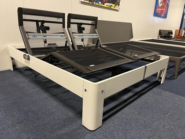 Elektrische Auping Auronde 1500 deelbaar (160x200cm)., Huis en Inrichting, Slaapkamer | Bedden, Zo goed als nieuw, Tweepersoons